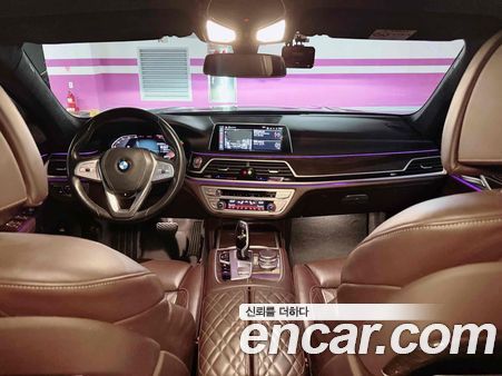 BMW 7 Series 2021, фото 6