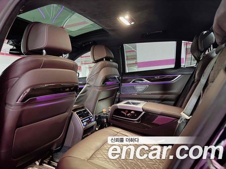 BMW 7 Series 2021, фото 16