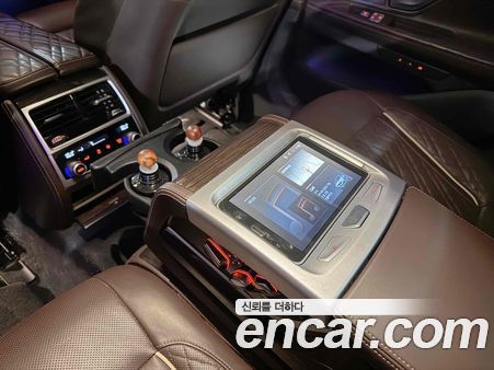 BMW 7 Series 2021, фото 17