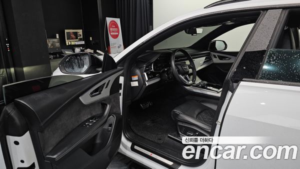Audi Q8 2021, фото 10