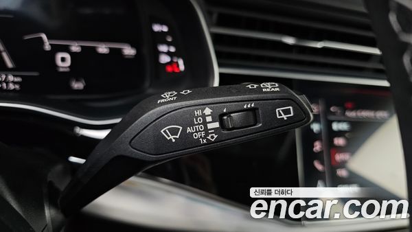 Audi Q8 2021, фото 14