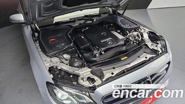 Mercedes-Benz E-Class 2020, фото 6