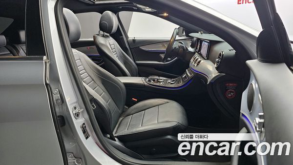 Mercedes-Benz E-Class 2020, фото 10