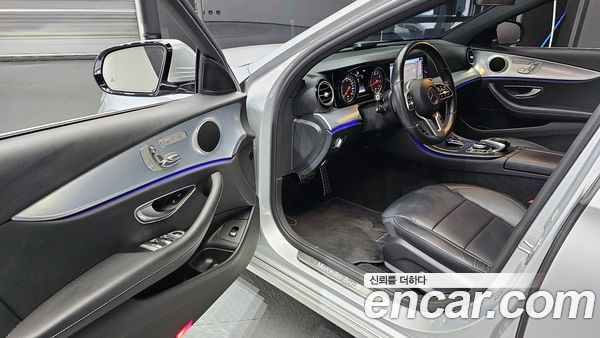 Mercedes-Benz E-Class 2020, фото 11