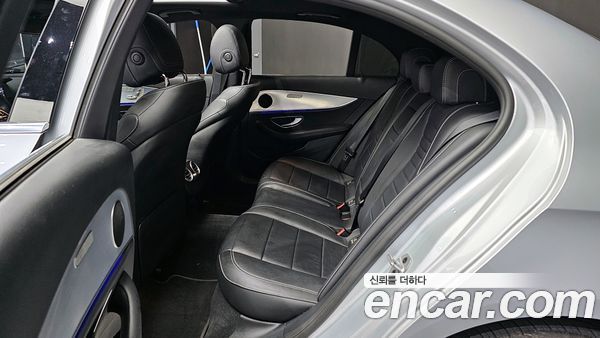 Mercedes-Benz E-Class 2020, фото 12
