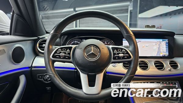 Mercedes-Benz E-Class 2020, фото 13