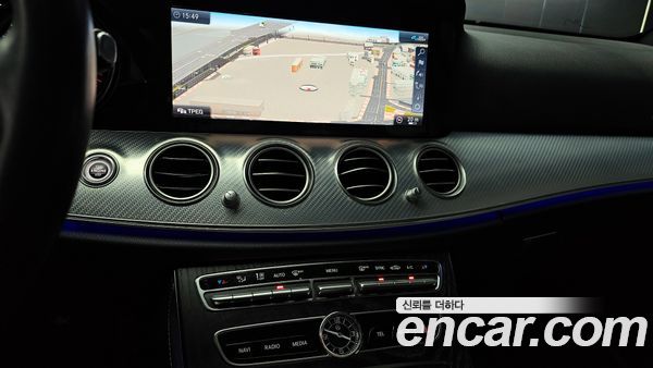 Mercedes-Benz E-Class 2020, фото 14