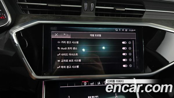 Audi A7 2020, фото 15