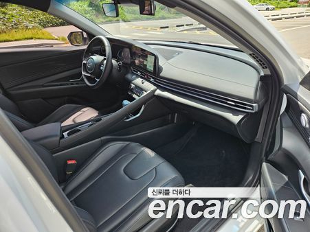 Hyundai Elantra 2024, фото 14