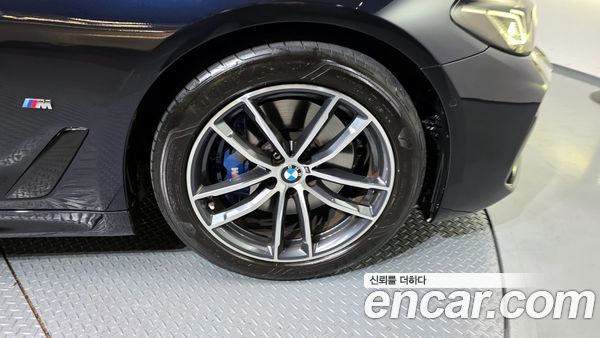 BMW 5 Series 2021, фото 5