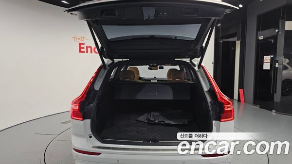 Volvo XC60 2025, фото 20