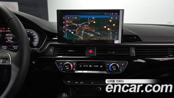 Audi A4 2021, фото 14