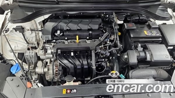 Hyundai Elantra 2020, фото 6