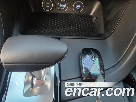 Genesis G70 2025, фото 15