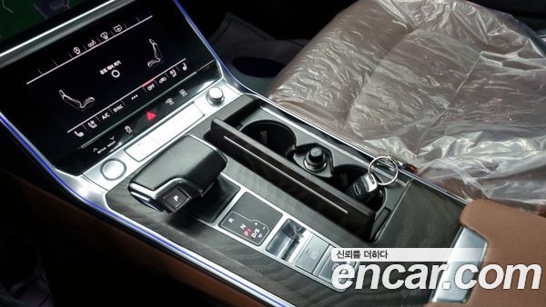Audi A6 2020, фото 9