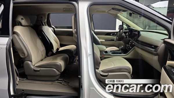 Kia Carnival 2021, фото 10