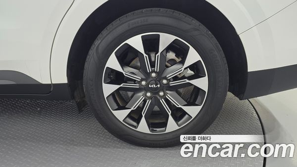 Kia Carnival 2023, фото 5
