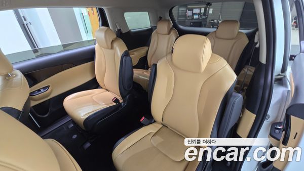 Kia Carnival 2023, фото 12