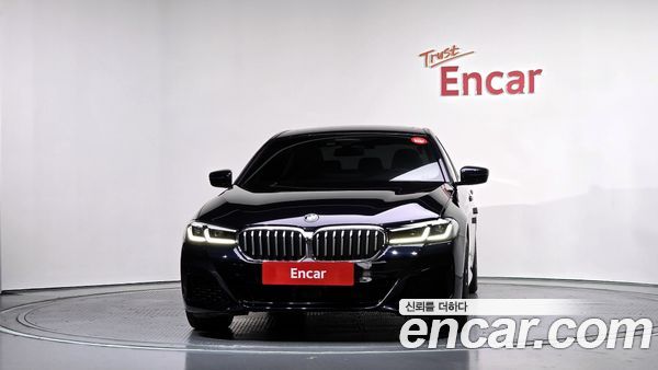 BMW 5 Series 2021, фото 3