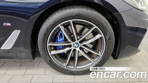 BMW 5 Series 2021, фото 5