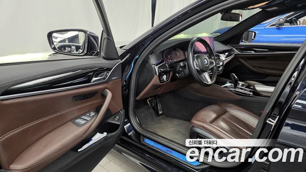 BMW 5 Series 2021, фото 10