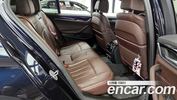 BMW 5 Series 2021, фото 12