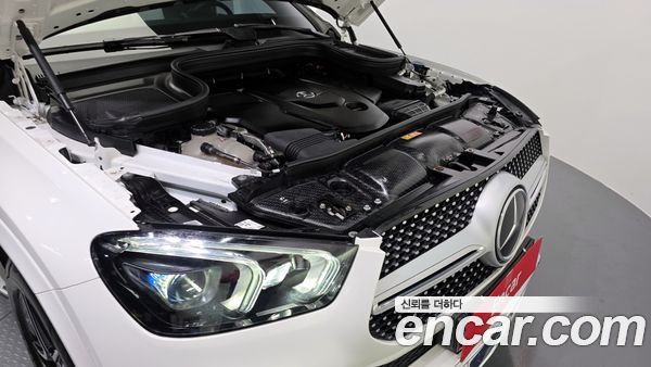 Mercedes-Benz GLE 2021, фото 6