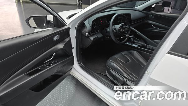 Hyundai Elantra 2024, фото 11