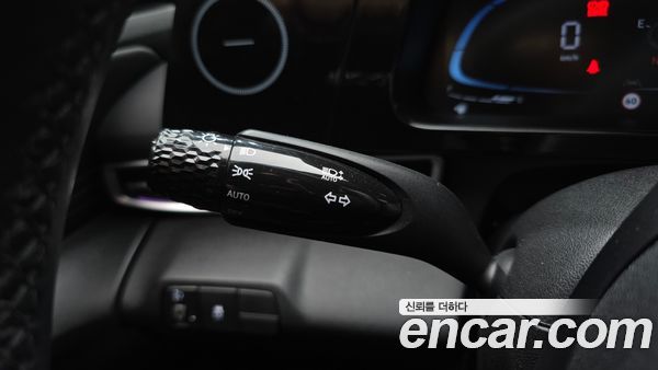 Hyundai Elantra 2024, фото 18