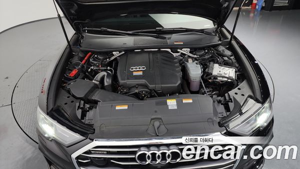Audi A6 2023, фото 6