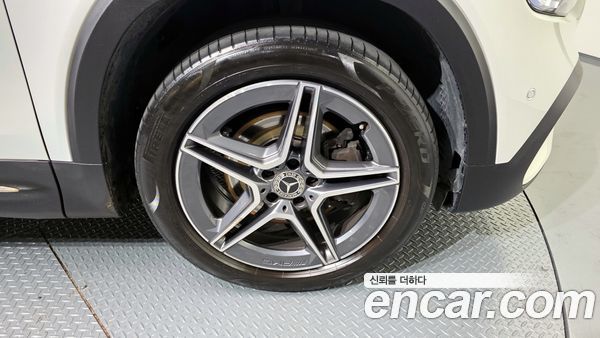 Mercedes-Benz GLB 2021, фото 5