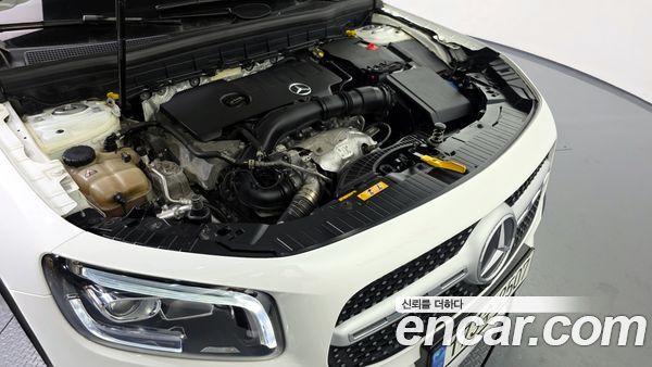 Mercedes-Benz GLB 2021, фото 6