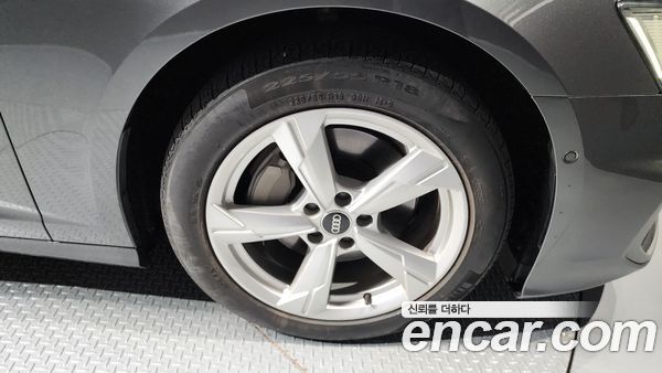 Audi A6 2021, фото 5