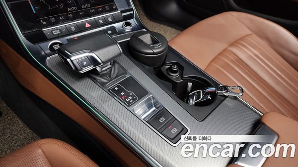Audi A6 2021, фото 9