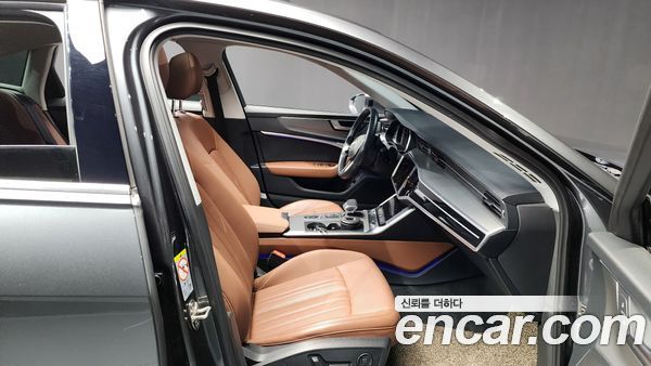 Audi A6 2021, фото 11