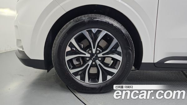 Kia Carnival 2022, фото 5