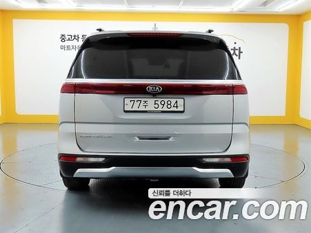 Kia Carnival 2021, фото 3