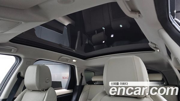 Land Rover Discovery Sport 2022, фото 16