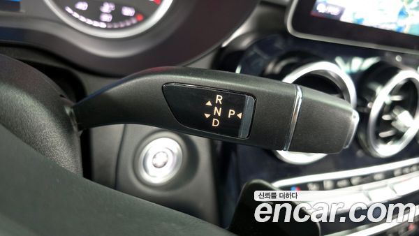 Mercedes-Benz C-Class 2020, фото 9