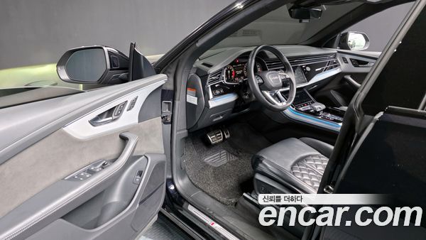 Audi Q8 2021, фото 10