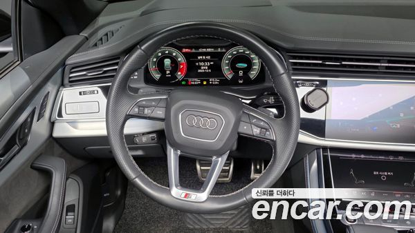 Audi Q8 2021, фото 13