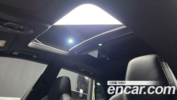 Audi Q8 2021, фото 18