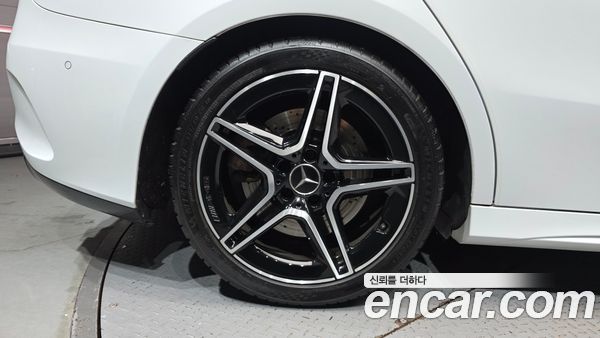 Mercedes-Benz A-Class 2021, фото 5