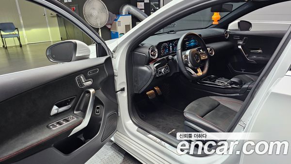 Mercedes-Benz A-Class 2021, фото 13