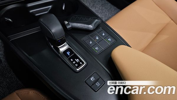 Lexus UX 2026, фото 9