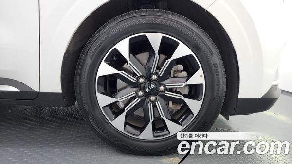 Kia Carnival 2021, фото 5