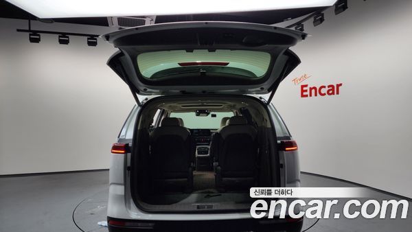 Kia Carnival 2021, фото 20