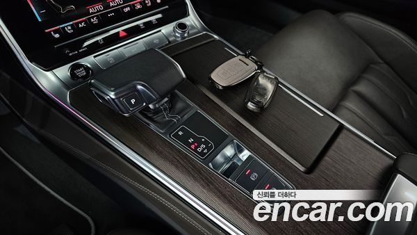 Audi A7 2022, фото 9