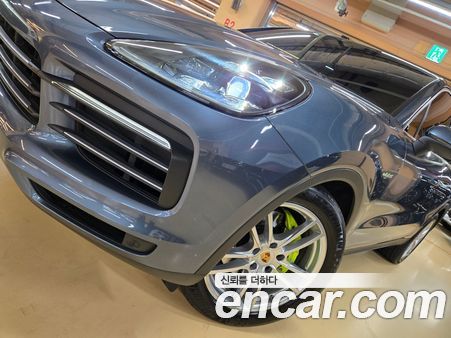 Porsche Cayenne 2020, фото 20