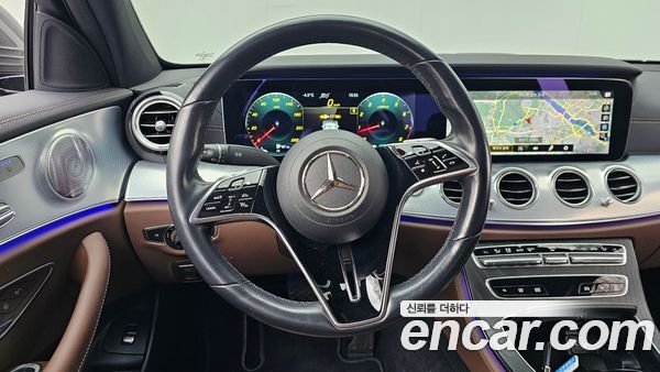 Mercedes-Benz E-Class 2021, фото 12